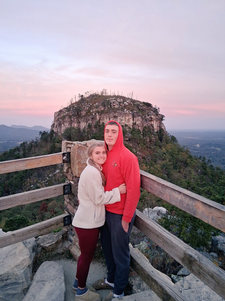 Only1CanSaveUs's tweet image. Spent the evening at the mountain peak, watching the sunset with the wife, our son, and his girlfriend. She wasn’t a fan of my selfies and said I have no clue how to take pictures, lol. 🤷‍♂️ Whatever, we still had an awesome time! I&apos;m just feeling it a bit more now that I am 33!