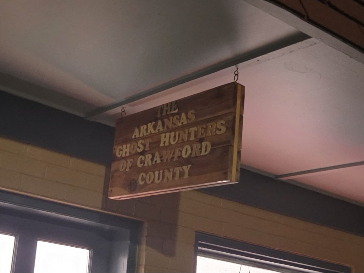 DennisVogler5's tweet image. So Linda talked me into a Ghost Tour...lol...