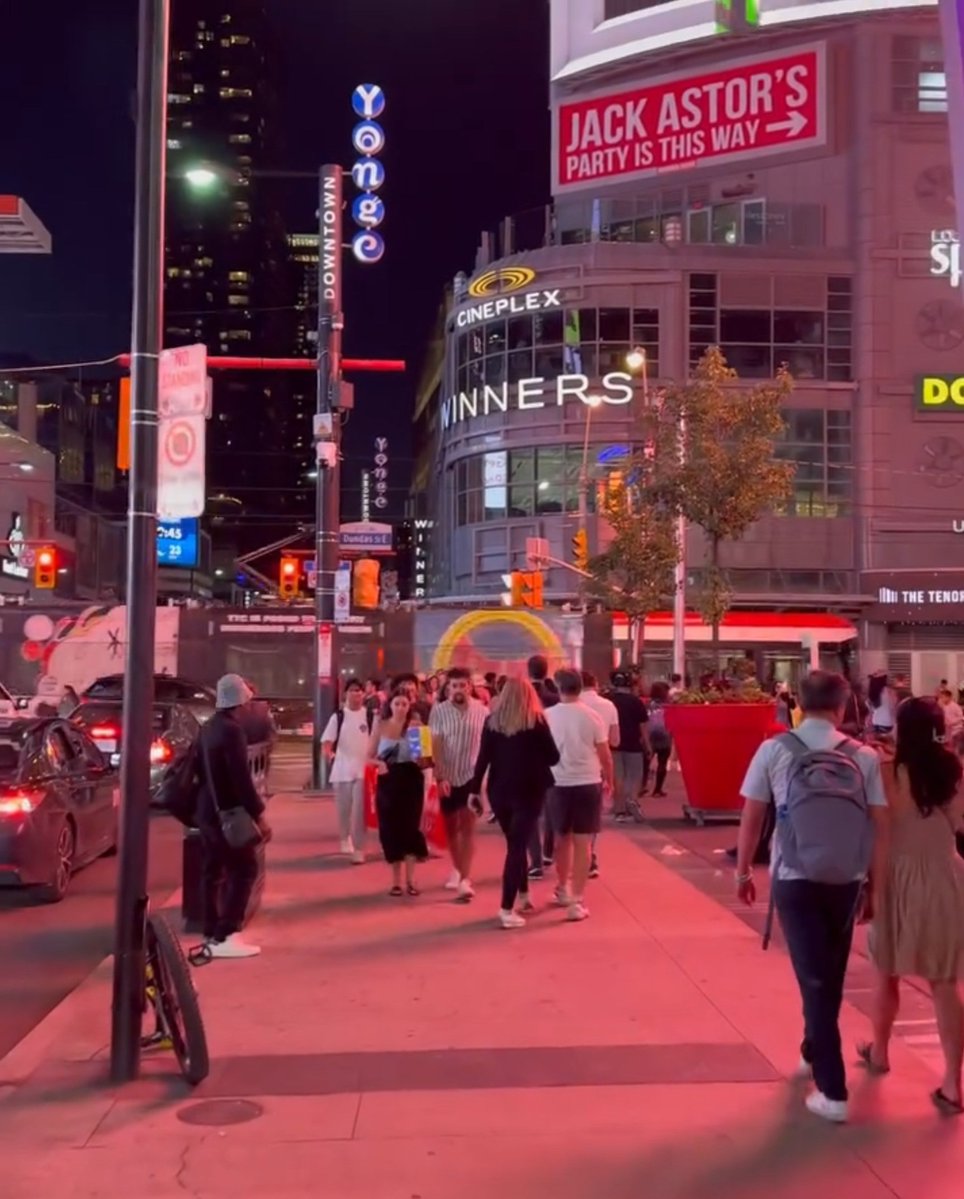 LaTaberna_sv's tweet image. #Toronto 🇨🇦