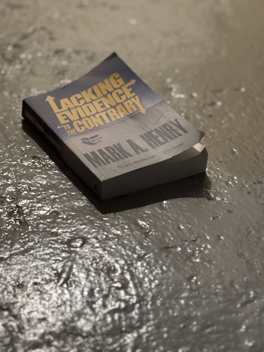 Mark A. Henry (@markahenrybooks) on Twitter photo 