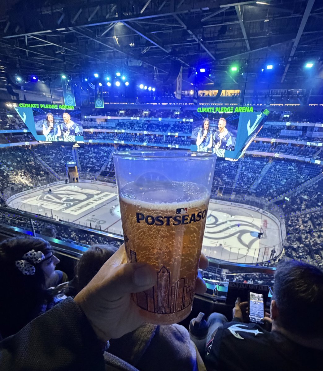PugetStout's tweet image. Guys, I think I made a wrong turn. Cheers &amp;amp; GOMS  #SeizeTheMoment #SeaKraken