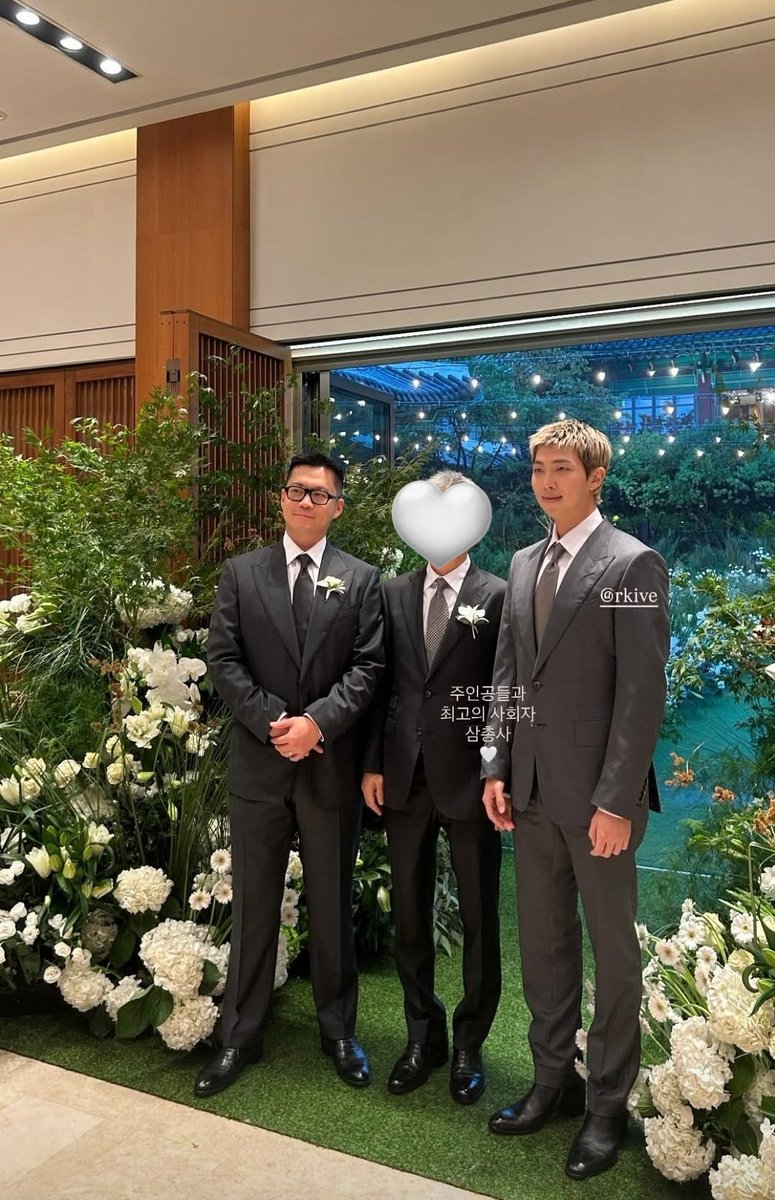 usagi384's tweet image. 結婚式 
主人公の花婿 Mokさんと
最高の司会者 ナムジュン