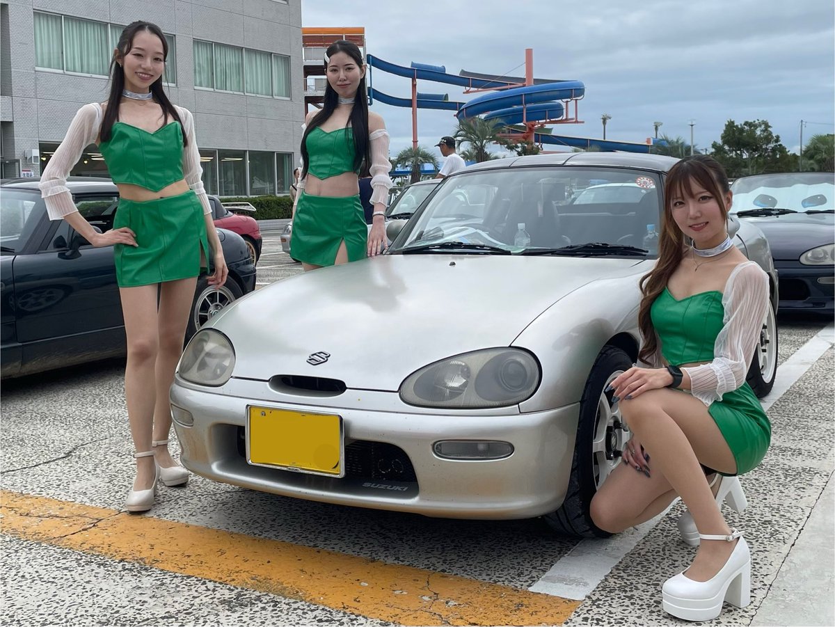 ROM_gunyapo's tweet photo. じぇい@wetalkuruma さん🧑🏻🦱とイベントに来ています‼️。
🚗 OPENCafe2025 🚘
#OPENCafe
#カプチーノオーナーズミーティング
⭐️イメージガール💖
#アライズプロモーション
#成瀬亜美 さん
#遠宮早織 さん
#水上ましろ さん https://t.co/PLmrJ7BsUC