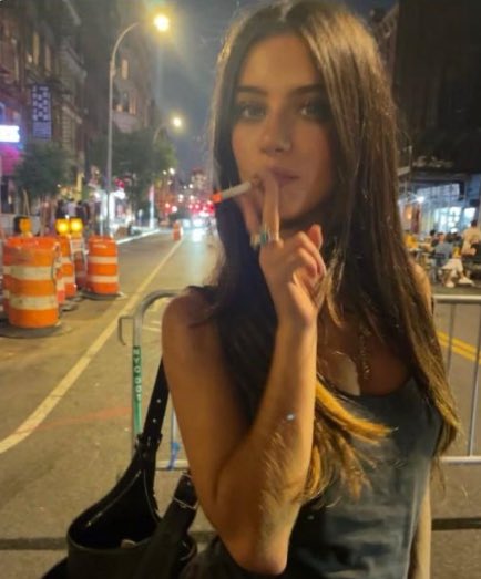 The type of girls you start pulling once $TARIFFCOIN hedges the market.