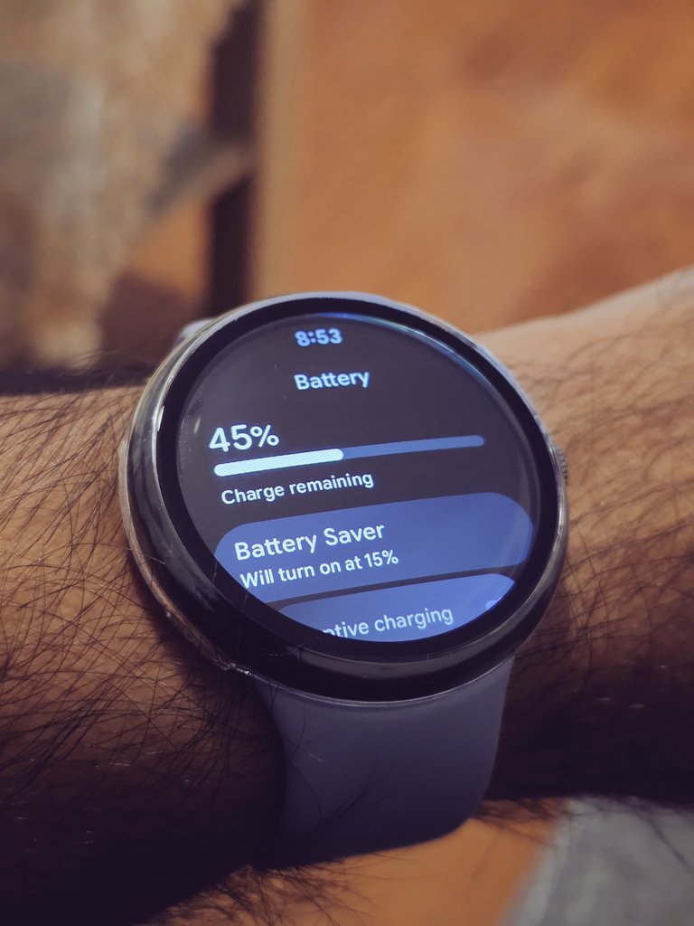 BhaumikBheda1's tweet image. Battery life on the @GooglePixel_US Watch 4 is incredible 😲
30 hours later (with AOD on) at 45%!
The power efficiency from @Snapdragon W5 Gen 2 is unmatchable!! I'm yet to install the latest update!
A solid 3-day battery life 🔋
#PixelWatch4 #Snapdragon #Pixel #TeamPixel…