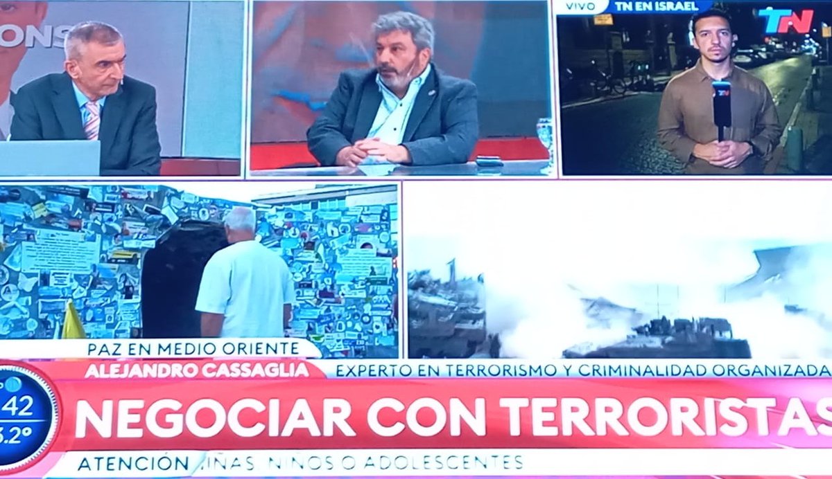 Hoy concurri a TN al mejor programa de temas internacionales, conducido por el Doctor Nelson Castro. Me todo opinar sobre el alto el fuego en la Franja de Gaza. Gran programa. Nelson un caballero.