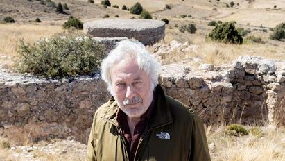 Aída Beatriz Sánchez (@aidabsanchez) on Twitter photo “Viajar por un paisaje al que le sobran recuerdos y le falta presente, para desgracia de los turolenses”.
#JulioLlamazares hace el #viaje que llevó a su padre a la #guerra ('#ElViajeDeMiPadre') elperiodico.com/es/ocio-y-cult… <a href="/cosmejuan/">Juan Cruz Ruiz</a> <a href="/elperiodico/">El Periódico</a> “Viajar por un paisaje al que le sobran recuerdos y le falta presente, para desgracia de los turolenses”.
#JulioLlamazares hace el #viaje que llevó a su padre a la #guerra ('#ElViajeDeMiPadre') elperiodico.com/es/ocio-y-cult… <a href="/cosmejuan/">Juan Cruz Ruiz</a> <a href="/elperiodico/">El Periódico</a>