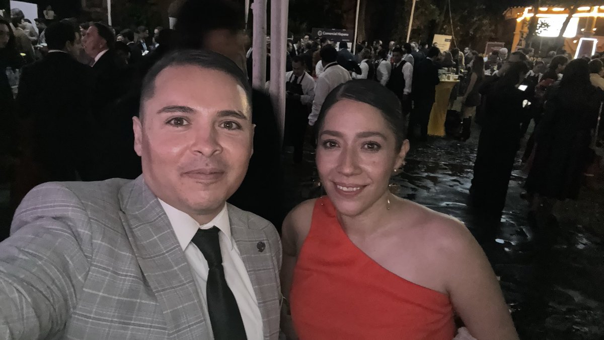 IsHouseSilva's tweet photo. Fiesta Nacional De España 🇪🇸2025, gracias Embajador y Cony : por está invitación. La pasé bomba 🎊🎉🎊🎉

#EmbajadaEspañola🇪🇸 #FiestaNacionalDeEspaña🇪🇸
#MexicoCity🇲🇽 https://t.co/a4oJBmZeZi