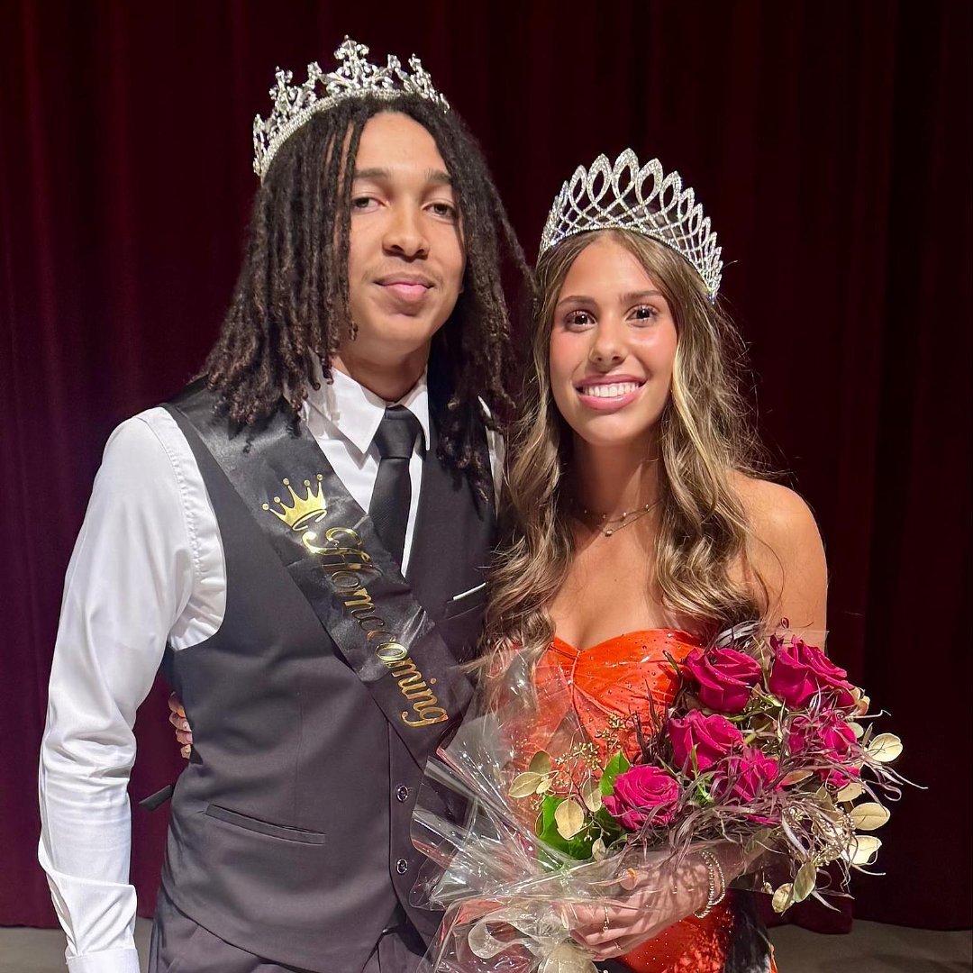 npspanthers's tweet image. Congratulations to the 2025 NPS Homecoming King Isaiah Wapelhorst &amp;amp; Queen Cheyenne Olson! #npspanthers