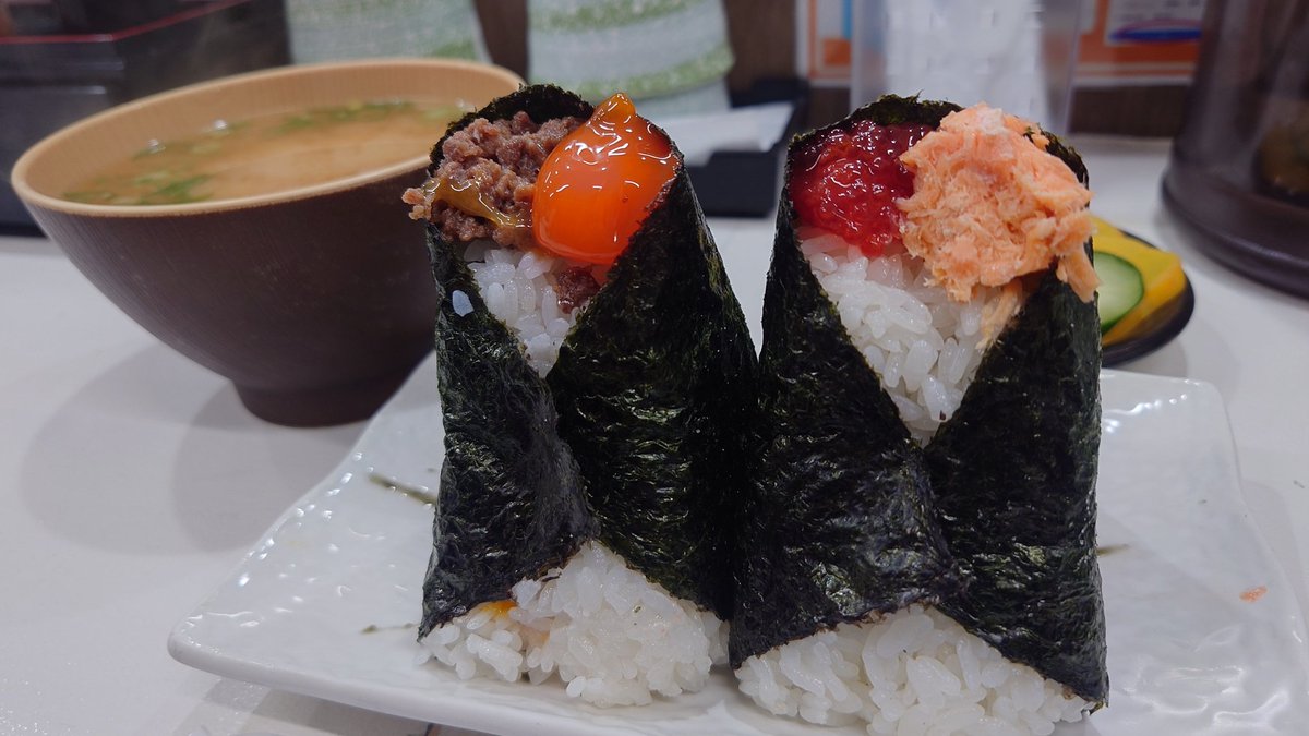 美味かったし食いすぎた(これプラス2個)