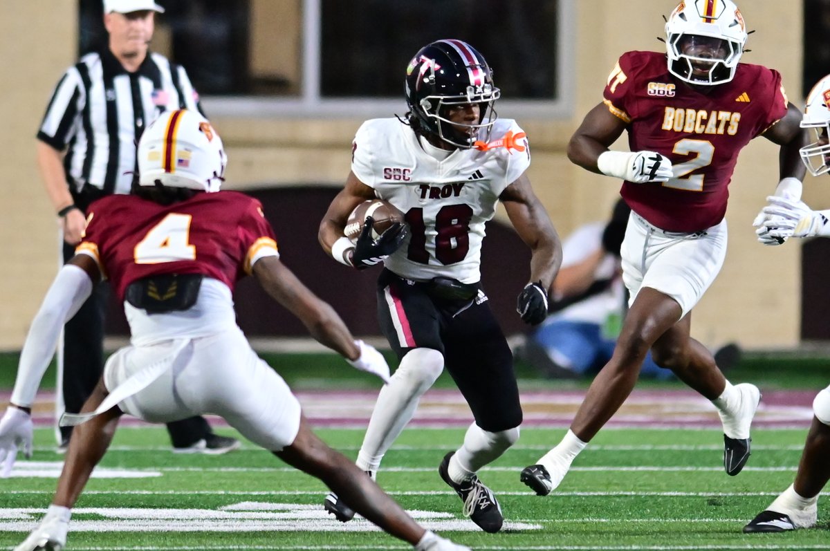 3Q 8:03 | STR drills one from 47 after a 48-yard catch by DJ Epps and we're back within four‼️

𝙏𝙍𝙊𝙔  » 27
TXST » 31