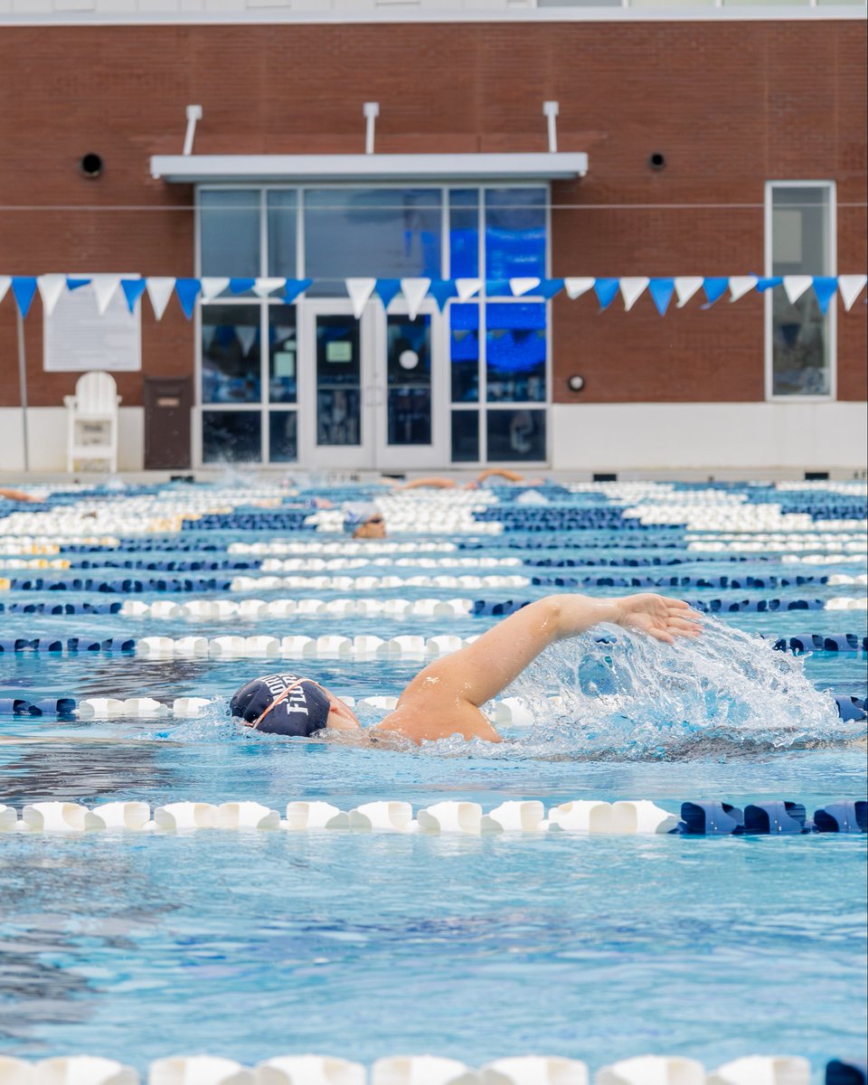 OspreySwim's tweet image. A great day for the ‘Spreys in the pool! 🏊‍♀️

#SWOOP