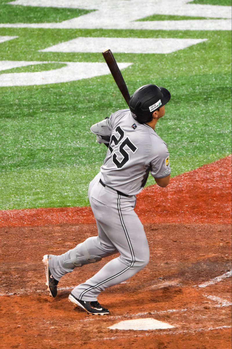 y_y_n1124's tweet image. 4番サード⚾️

20251011
#giants #岡本和真