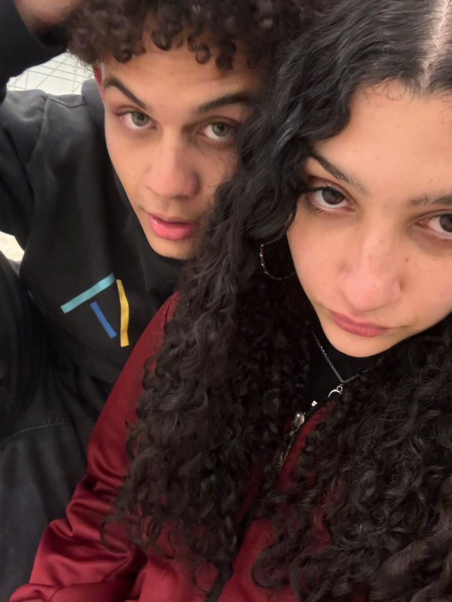 dodoakaa's tweet photo. se ficar com a minha ex for um crime me prendam e me condenem a prisão perpétua beijo mo te amo https://t.co/WgYFfZ91SB