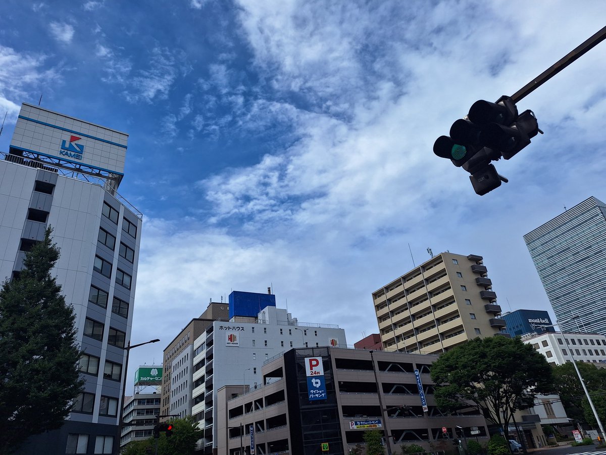 JozenjiSt's tweet image. ただいまの気温16.7℃
予想最高気温17℃
#イマソラ