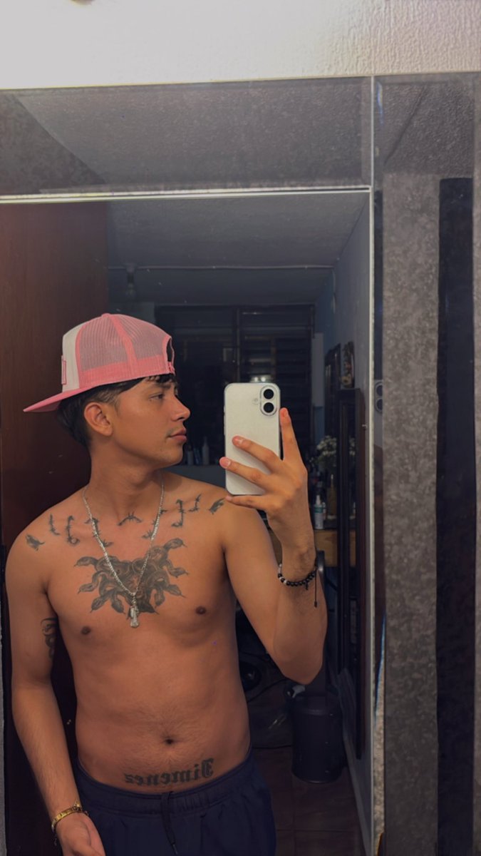 Gomez191123's tweet photo. Re apareciendo xd 👁️🫦👁️ https://t.co/U3NvUV5Y1Q