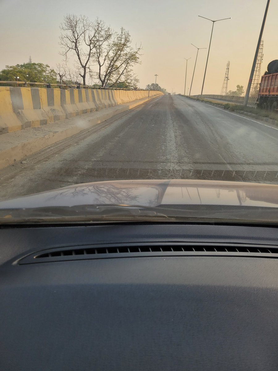 drnishithsingh's tweet photo. Gadkari planning a defeat for Modi. Road between Orai and Bhognipur is awfully bad. https://t.co/p00j0yNfHu