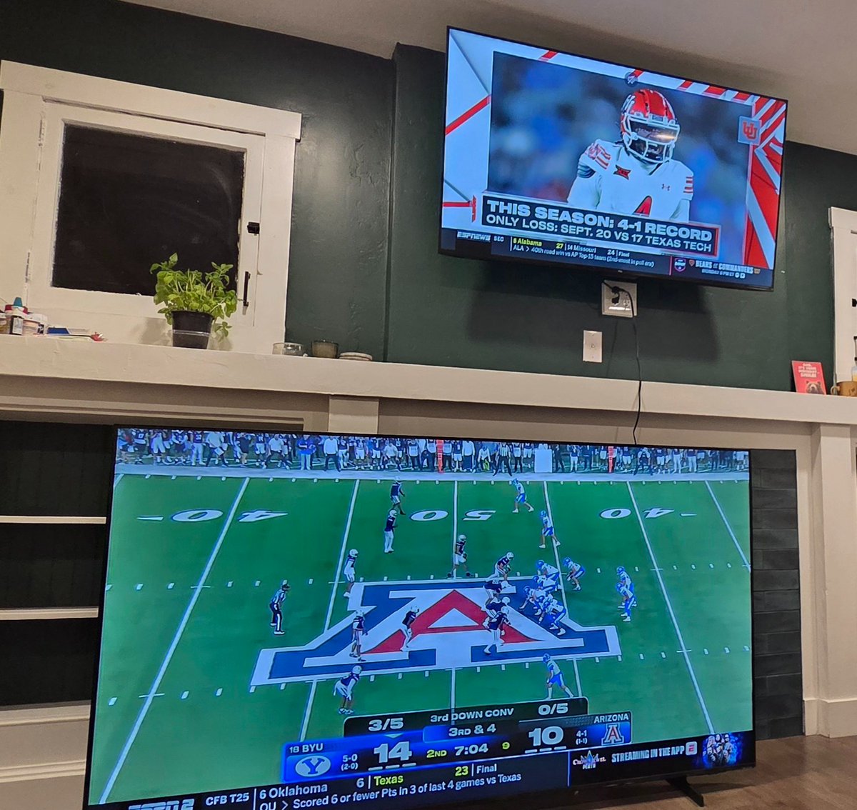 The multi-task...with the Mammoth game on the computer. 

#GoUtes
#GoCougs
#Utah 
#BYU 
#Mammoth
#TusksUp