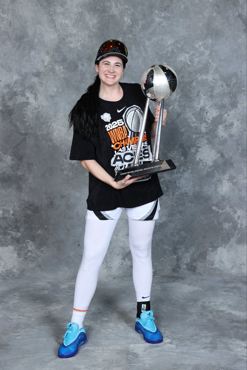 Megan Gustafson (@gustafsonmeg10) on Twitter photo WOKE UP A WNBA CHAMPION!! π₯³π
From being injured to start the season, to all the ups and downs, to getting engaged (still my favorite π of the year, thanks <a href="/Daviddileo14/">David DiLeo</a> π₯°), to publishing a book, to NOW.
God is so good! ππΌβ€οΈ
Oh, and <a href="/TheWNBACorgi/">Pancake Gustafson</a> is officially a champ too! WOKE UP A WNBA CHAMPION!! π₯³π
From being injured to start the season, to all the ups and downs, to getting engaged (still my favorite π of the year, thanks <a href="/Daviddileo14/">David DiLeo</a> π₯°), to publishing a book, to NOW.
God is so good! ππΌβ€οΈ
Oh, and <a href="/TheWNBACorgi/">Pancake Gustafson</a> is officially a champ too!