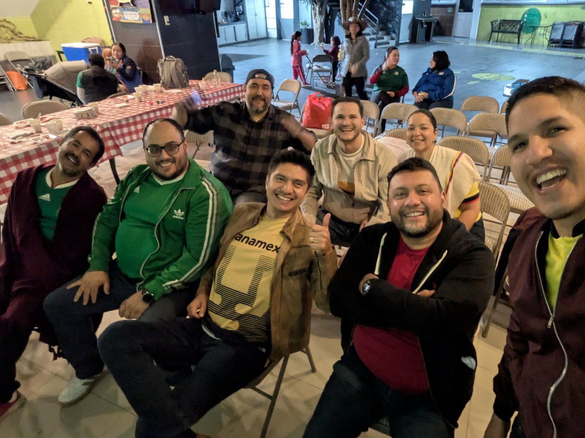 Marviano21's tweet image. #CompavsParce