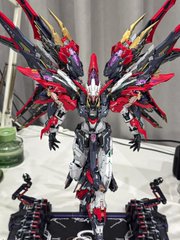 fmpxee's tweet image. 【無限次元】復讐の女神降臨！このメカモデルは、力強さと美しさが完璧に融合しており、両翼を広げた姿は威風堂々としていて、圧倒的です。細部まで精巧に描かれ、色のバランスも見事で、このメカの独特の魅力を引き立てています。あなたは【無限次元】の中でどのメカが一番好きですか？