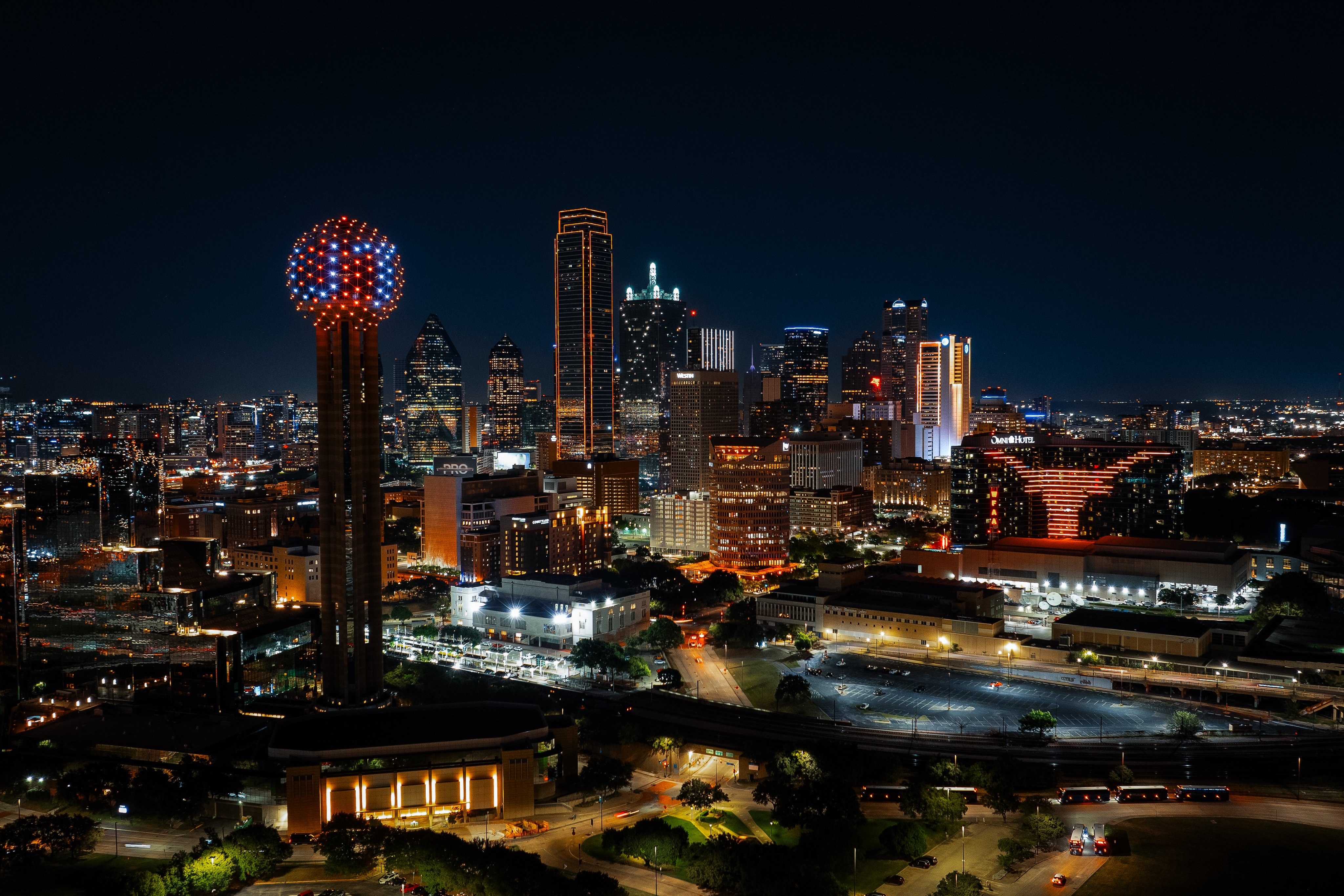 G3Bx5SKXYAIzcXy?format=jpg&name=4096x409