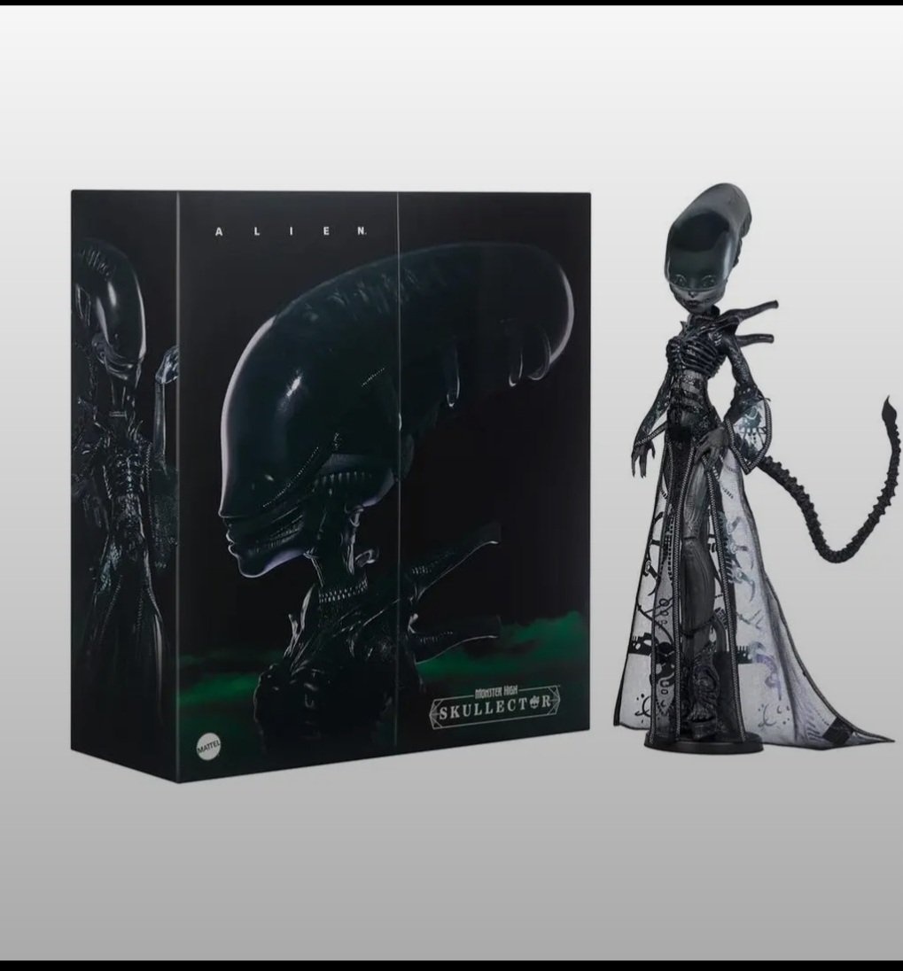 The new Alien themed doll for those Monster High Doll lovers.
#Mattel #xenomorph #Alien #monsterhigh