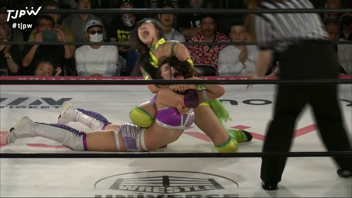 meraWRESTLING's tweet image. HIMAWARI and Shino Suzuki defeated Rika Tatsumi and Mifu Ashida when Shino Suzuki submitted Mifu Ashida.

#tjpw #辰巳リカ #芦田美歩 #HIMAWARI #鈴木志乃
