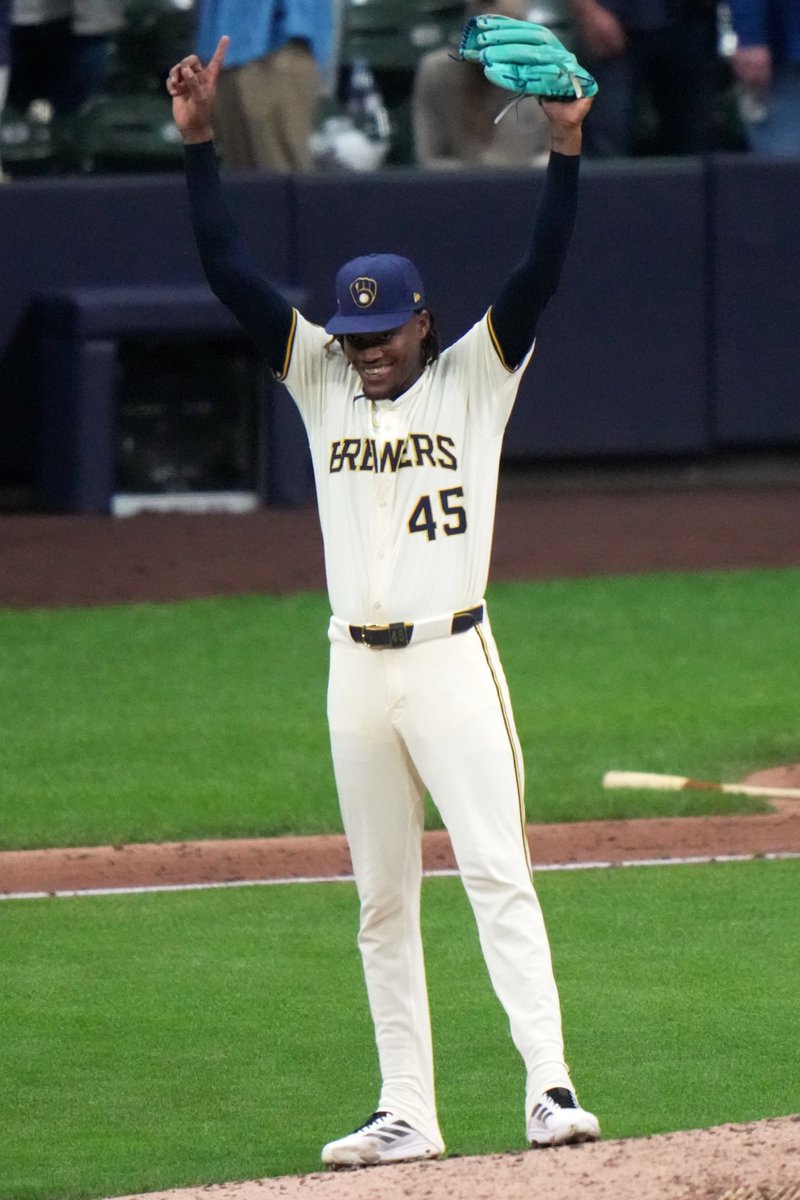 Brewers's tweet image. Used to pray for times like this 🥹

#MagicBrew