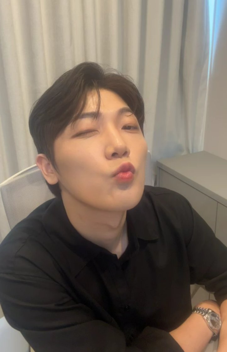 이 사이 몇년 ..👀