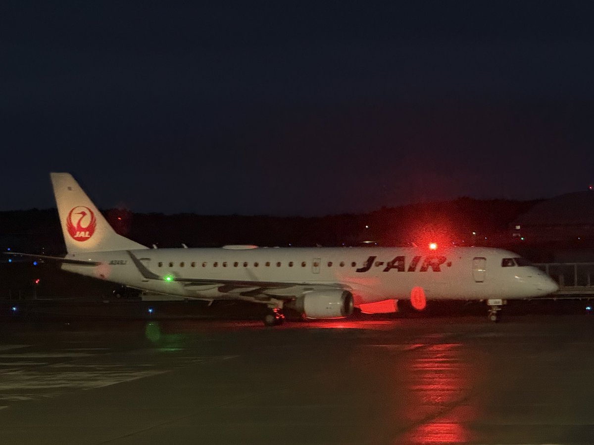 Kelli_LanTau's tweet image. JL2166 MSJ-ITM E90(JA249J)

これから帰ります。

#JAL