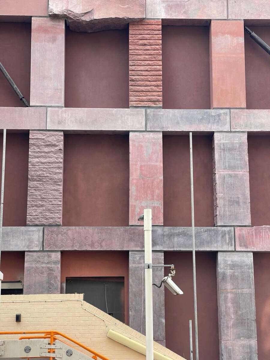 These 10-storey load-bearing stone buildings in London by <a href="/Groupwork_arch/">Groupwork</a> are amongst the most important built in recent years

400 stone beams and columns, precision engineered and craned into place. With 80% less embodied carbon than steel or concrete.