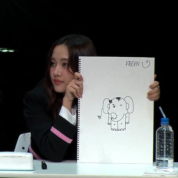 Lun_Osc's tweet image. For today I am suddenly an elephant

SAROCHA REBECCA HAPPY TIME
#FreenBeckyFMinOsaka