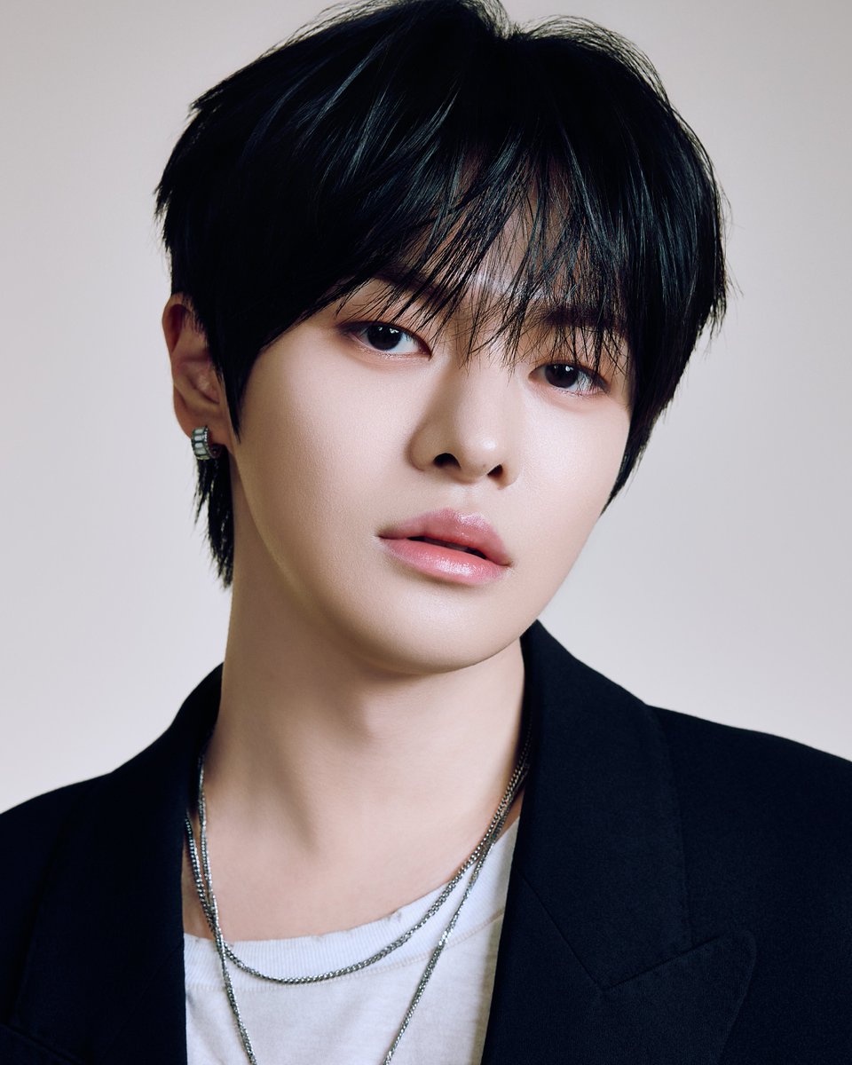 ALD1_official's tweet image. ALPHA DRIVE ONE (알파드라이브원) Official Profile

#LEO #리오

#ALPHADRIVEONE #ALD1
#알파드라이브원