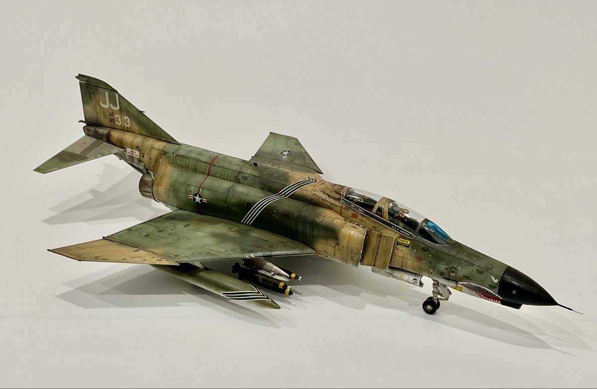 junjun_1944's tweet image. #プラモデル
#ファインモールド
#scalemodel
1/72
F-4E(初期型)ファントム
“ベトナムウォー”
生まれて初めてジェット戦闘機を作りました!
普段AFVしか作らないのであまり要領がわかりませんでしたが、こちらのキットは合いもよく非常に制作しやすかったです。
F-4シリーズ一通り作りたい〜