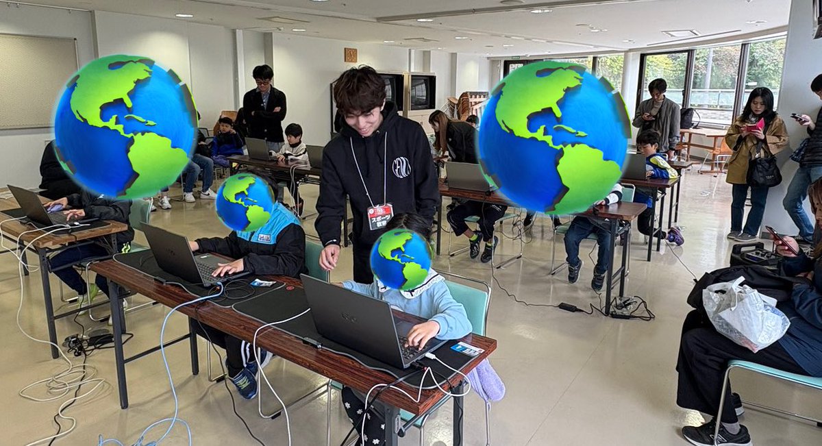 無事イベントday1終わりました！！

eスポーツブース大盛況で明日は天気も良いみたいなので今日よりもう一段階ギアを上げて
最高に楽しかったeスポーツ体験にさせます☺️