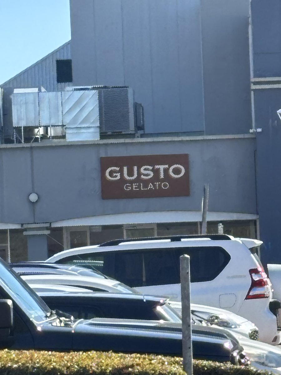 AndrewAJJones's tweet photo. @andytomlee @hamishblake @hamishandandy 

You need to do a gusto check on this store. Visiting Perth and found this immediately photo and tweet https://t.co/HyjROwqev8