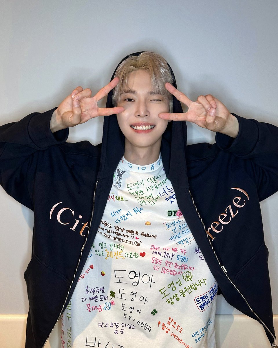 디디 tweet media