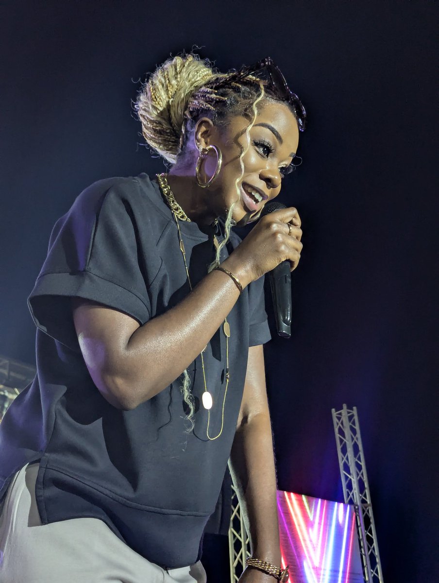 God really blessed us with the life of Theresa 🤭 ... What a wonderful performance she had done yesterday at BICC🙌
God bless you <a href="/theresaphondo/">Theresa Phondo</a>