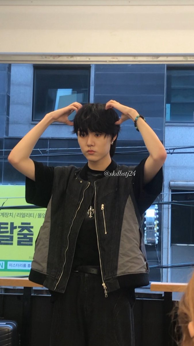 윤서해♥︎ tweet media
