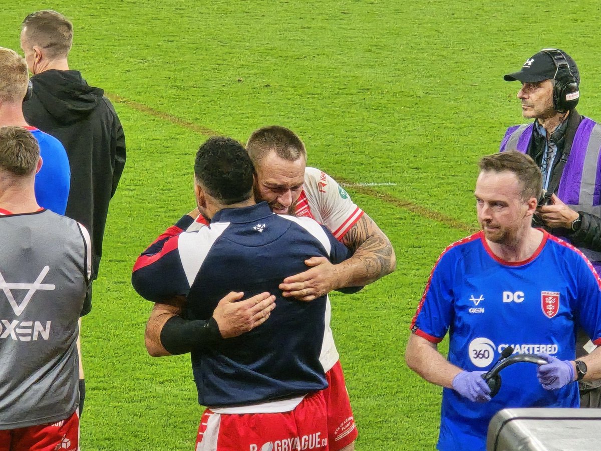 Paul Neill tweet media