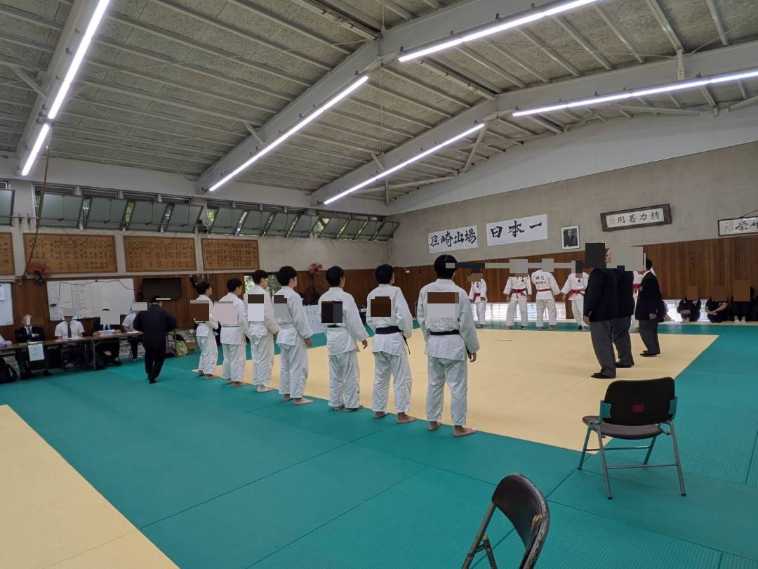 UEC_Judo's tweet photo. 本日は東京都国公立大学体育大会でした。結果を報告いたします。
団体戦
vs東京都立大学  4-3 勝利
vs東京学芸大学  1-6 敗退
個人戦
無段の部 2位、3位入賞

今回の大会は怪我などで欠場が多くなってしまいましたが、２名入賞することができて、よかったです! https://t.co/g02aomAfvj