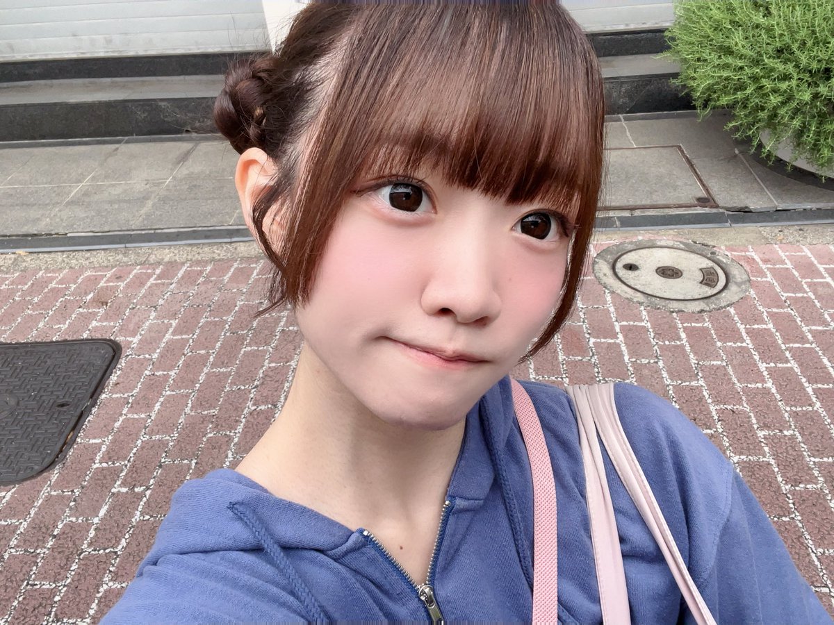 naina_hotaloop's tweet image. 🩷new story🩷at 白金高輪SELENE
ありがとうございました!!

来てくれてありがと🥹💕大きい会場さんで皆と楽しめるのすっごく嬉しい⸜(* ॑▿ ॑*  )⸝大きい会場も似合うようになってきましたか??新規さんも沢山来てくれてありがと〜❣️HOTALOOPとまた一緒に踊ってね‼️

この後は、雨ソラ下北沢ADRIFT!!