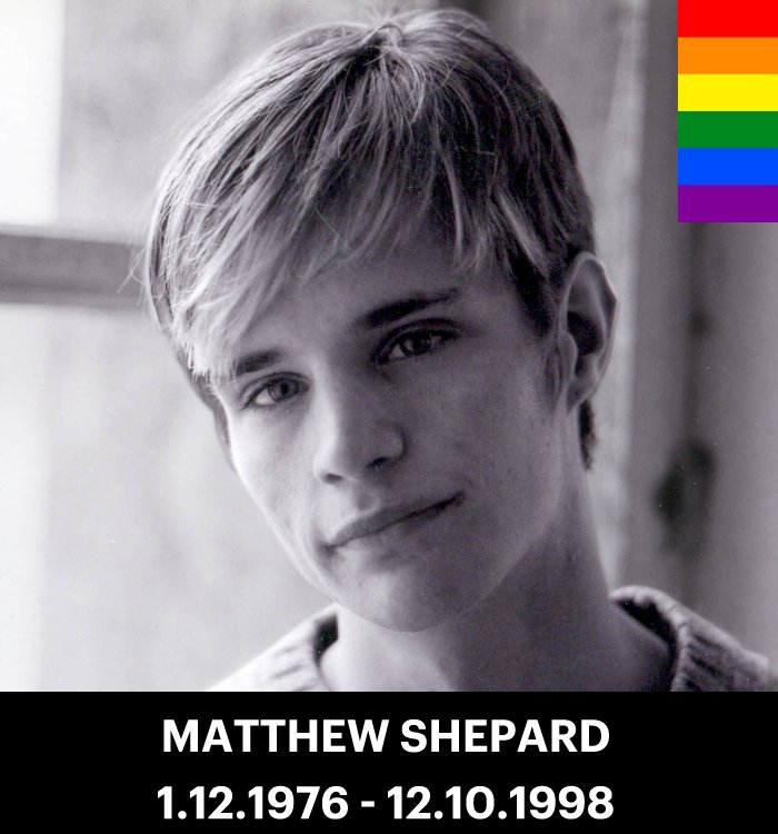 tyczynski_k's tweet photo. 27 lat temu zmarł skatowany na śmierć 🇺🇲 student #MatthewShepard (l. 21), ofiara homofobicznej zbrodni nienawiści. 🕯️
W Polsce osoby LGBT+ nadal nie są chronione prawnie przed zbrodnią nienawiści na tle orientacji seksualnej, tożsamości płciowej i mową nienawiści.
🏳️🌈🏳️⚧️ https://t.co/gJuat4ykGS