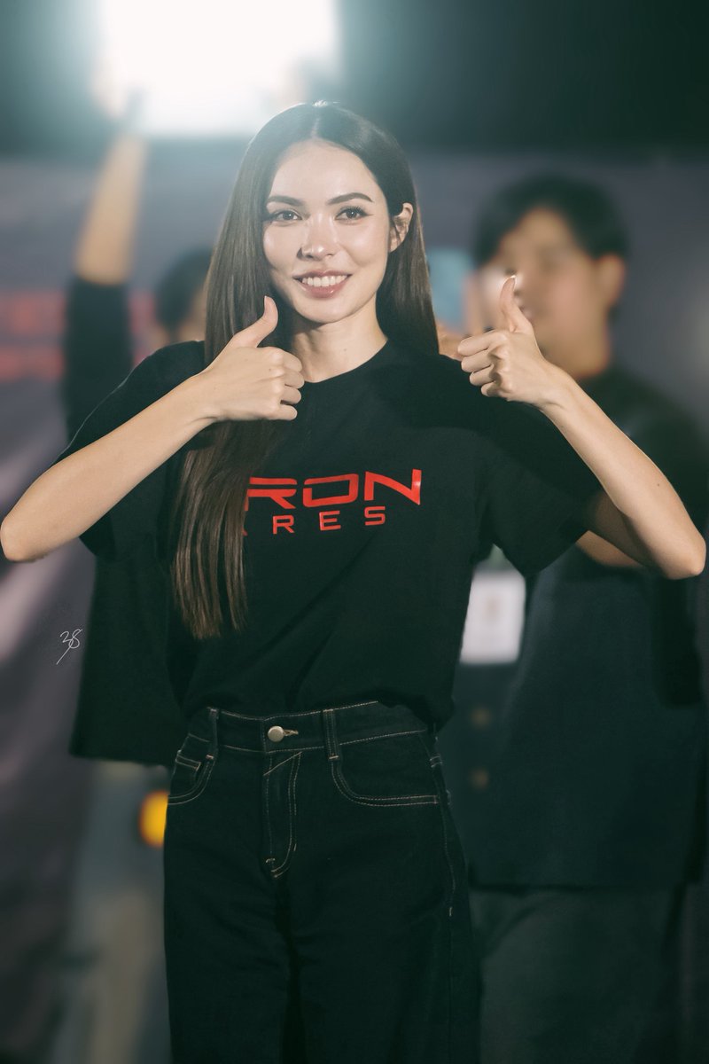 everythngwbcl_a's tweet image. เยี่ยมจริงๆ เยี่ยมจริงๆ เยี่ยมจริงๆ

MAJOR X EL TRON ARES 
 #TronAresTHxENGLOT
#ชาล็อตออสติน @itscharlotty