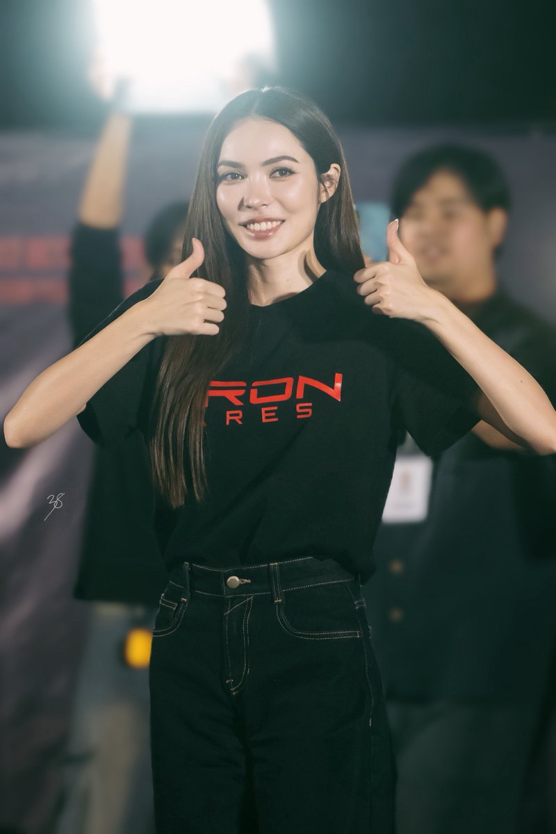 everythngwbcl_a's tweet image. เยี่ยมจริงๆ เยี่ยมจริงๆ เยี่ยมจริงๆ

MAJOR X EL TRON ARES 
 #TronAresTHxENGLOT
#ชาล็อตออสติน @itscharlotty