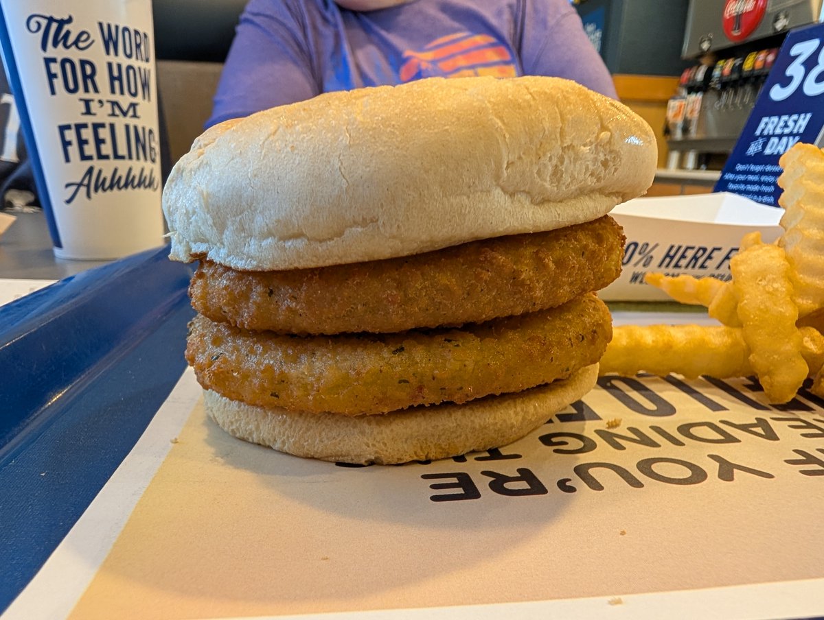 Yartctls34's tweet photo. @culvers I think this would be interesting add to the menu as it looks closest to the original idea. https://t.co/4OUktYlG7n