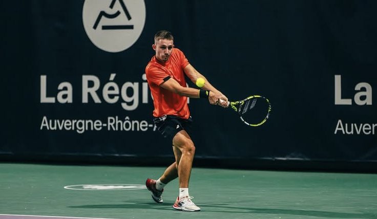 Ugo Blanchet 🇫🇷 sort des qualifs de l’ATP 250 d’Almaty ! 

Super qualif encore une fois. Difficile face à Simakin 🇷🇺n•250 hier, plus facile aujourd’hui face à Hijikata 🇦🇺 7-5 6-2. 

Le français de 25 ans, a d’excellent résultats depuis quelques semaines, et pourrait réussir un