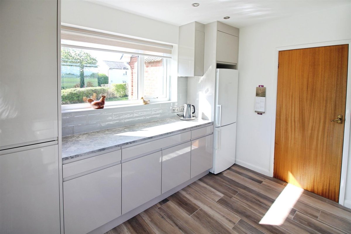 Emsleys Estate Agents tweet media