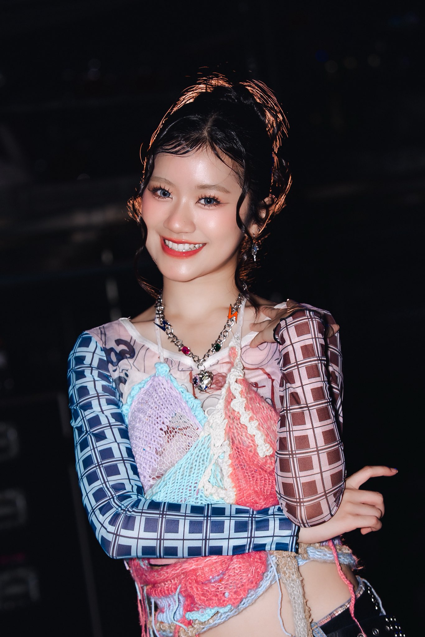 G3C59NCbMAAMcai?format=jpg&name=large